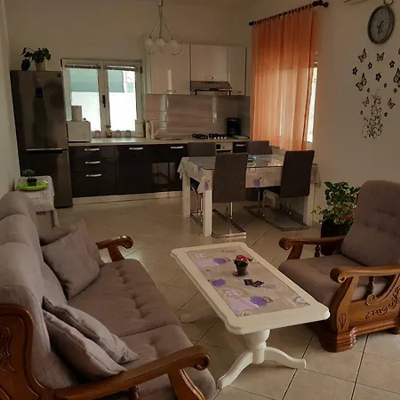 Paulina Apartment *
